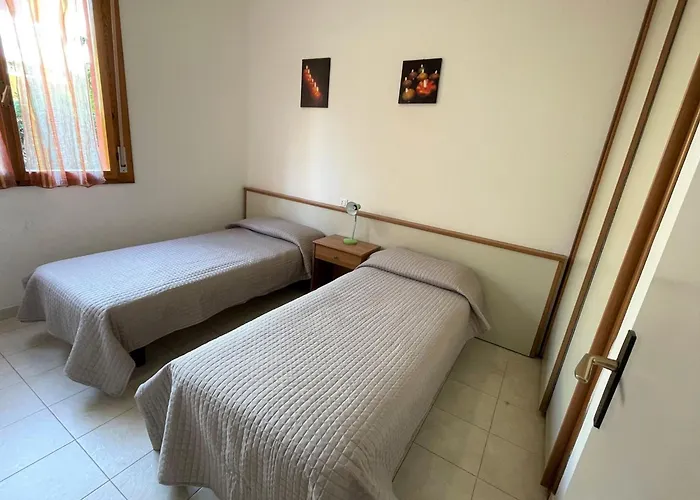 Apartament Colorful Flat With Garden-beahost *