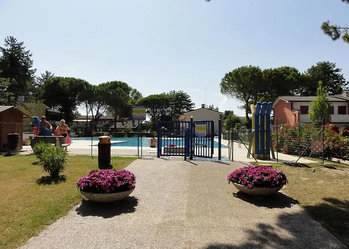 Apartament Colorful Flat With Garden-beahost Bibione